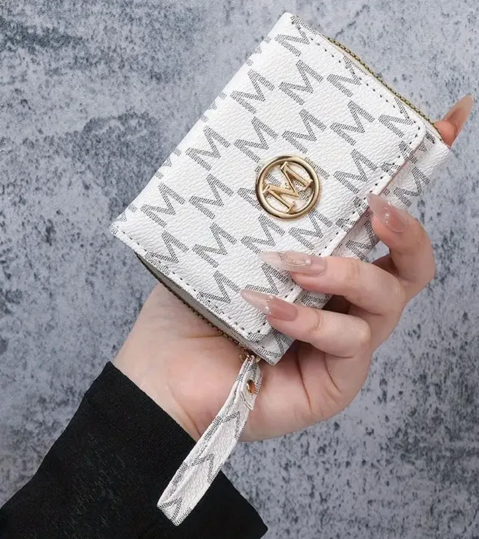 Stylish Patterned Trifold Wallet image indicator(2)