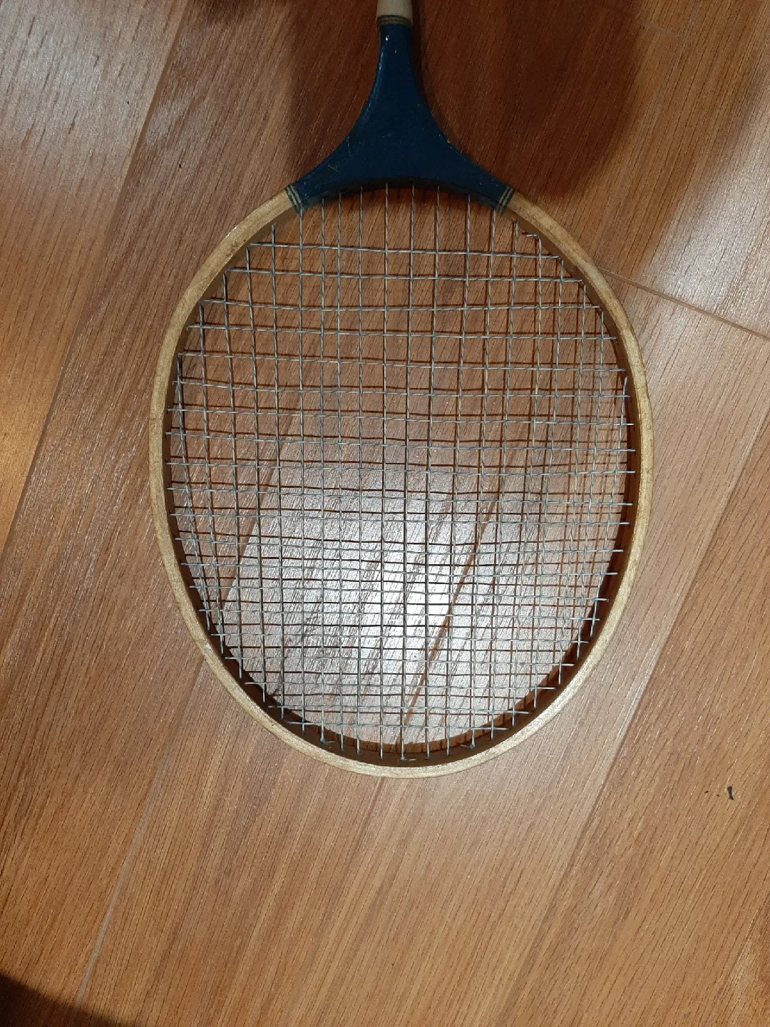 Vintage Badminton Racket thumbnail