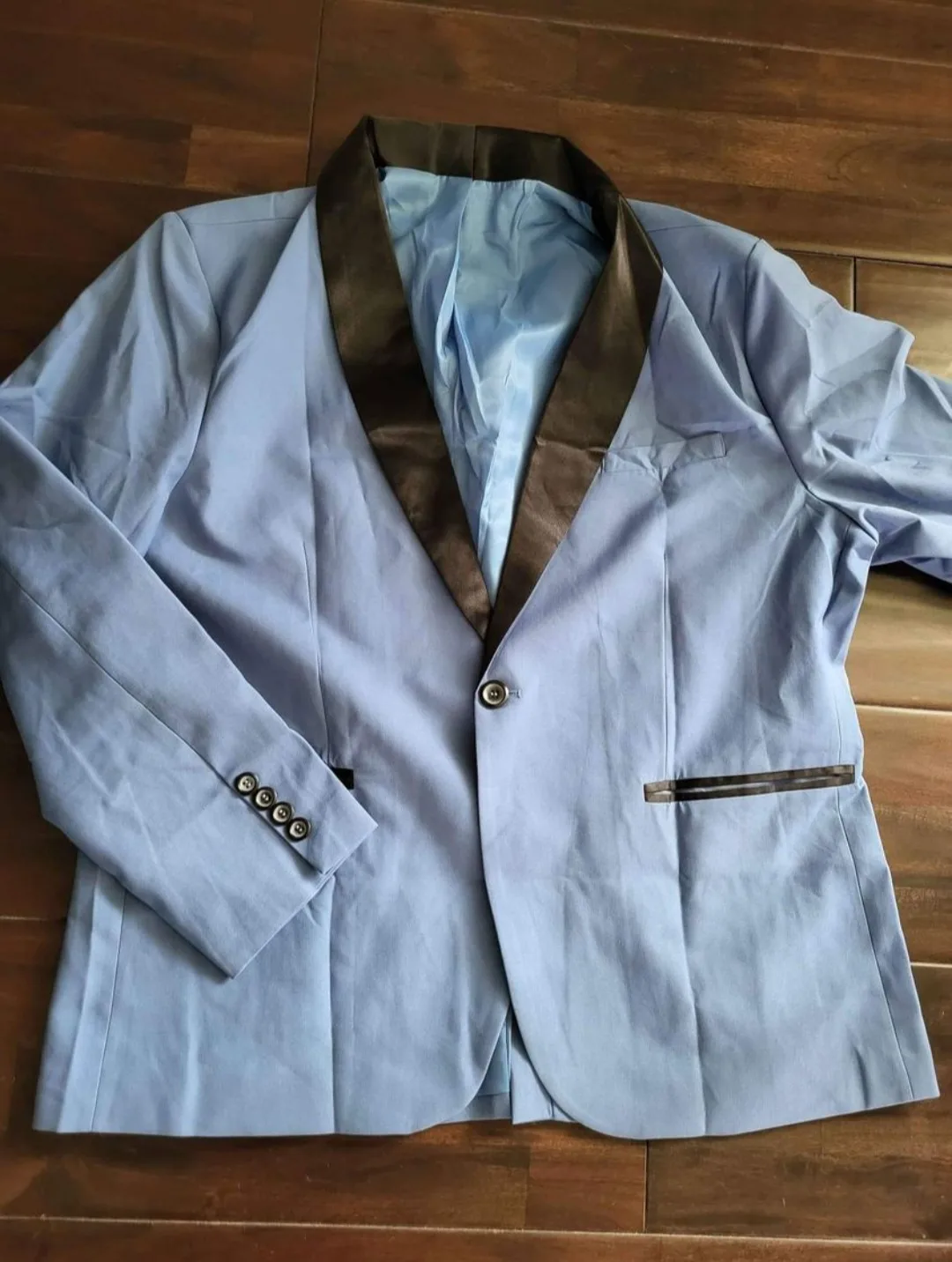 Blue Blazer with Black Lapel image indicator(5)