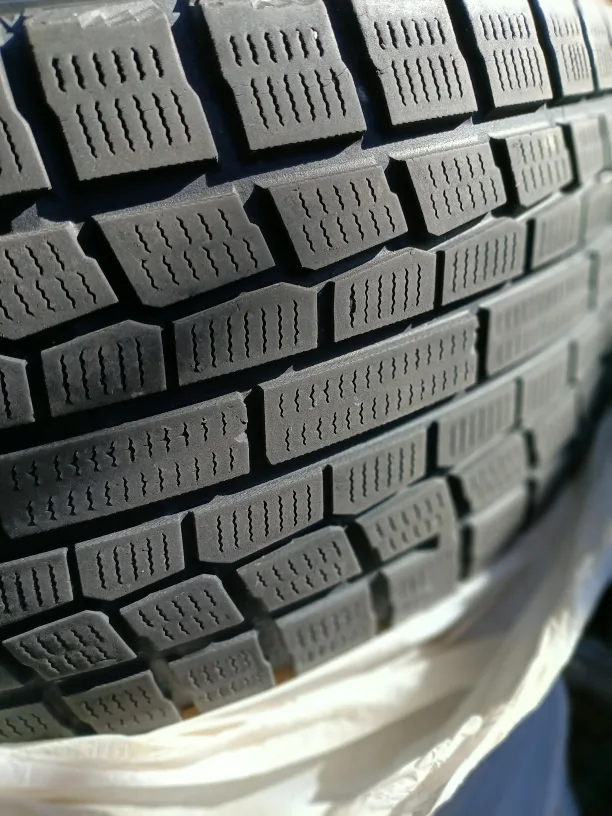 Subaru Wheel with Tire - 205/55R16 image indicator(5)