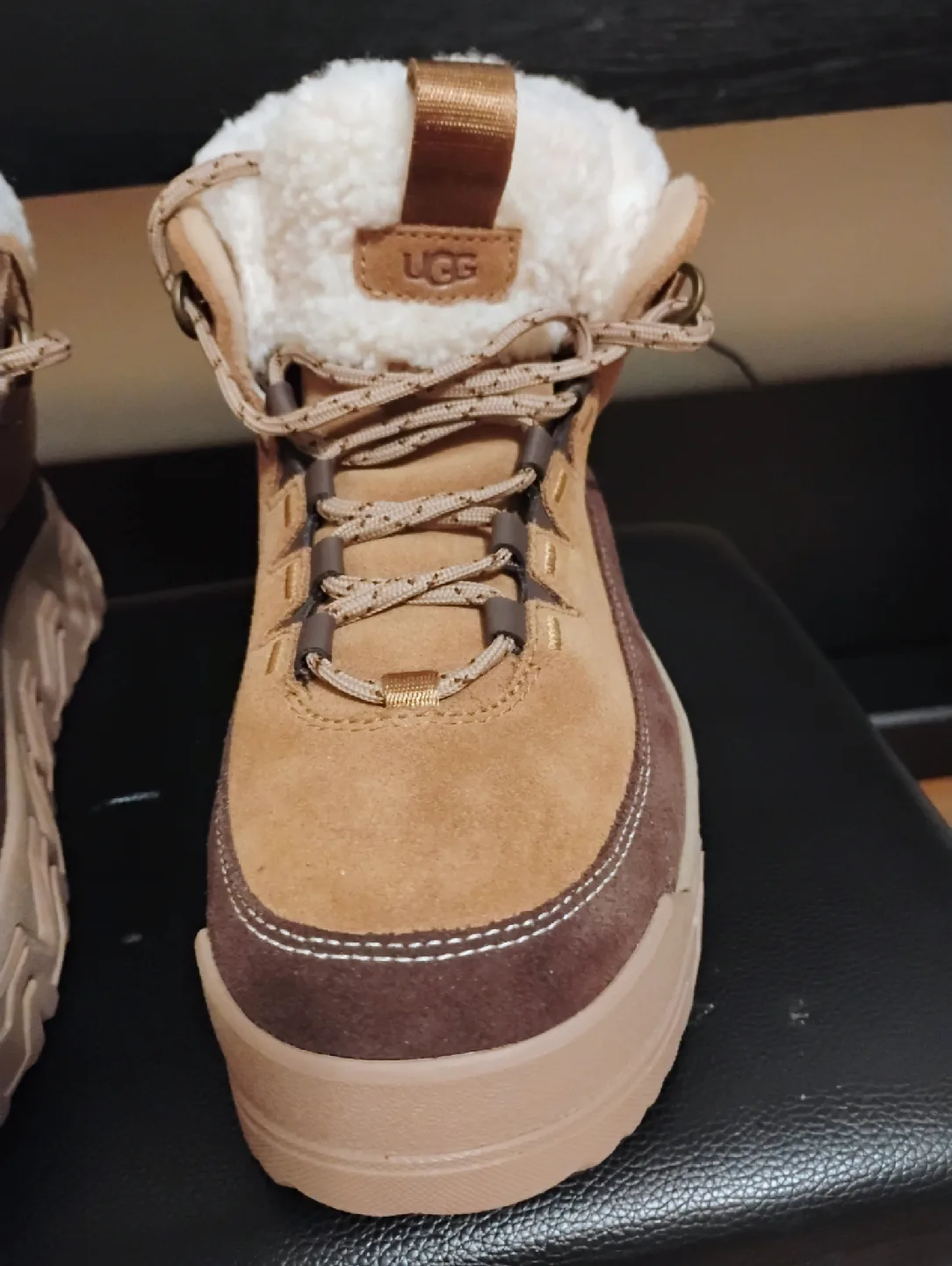 UGG Women's Hiker Boot, size 9 image indicator(2)