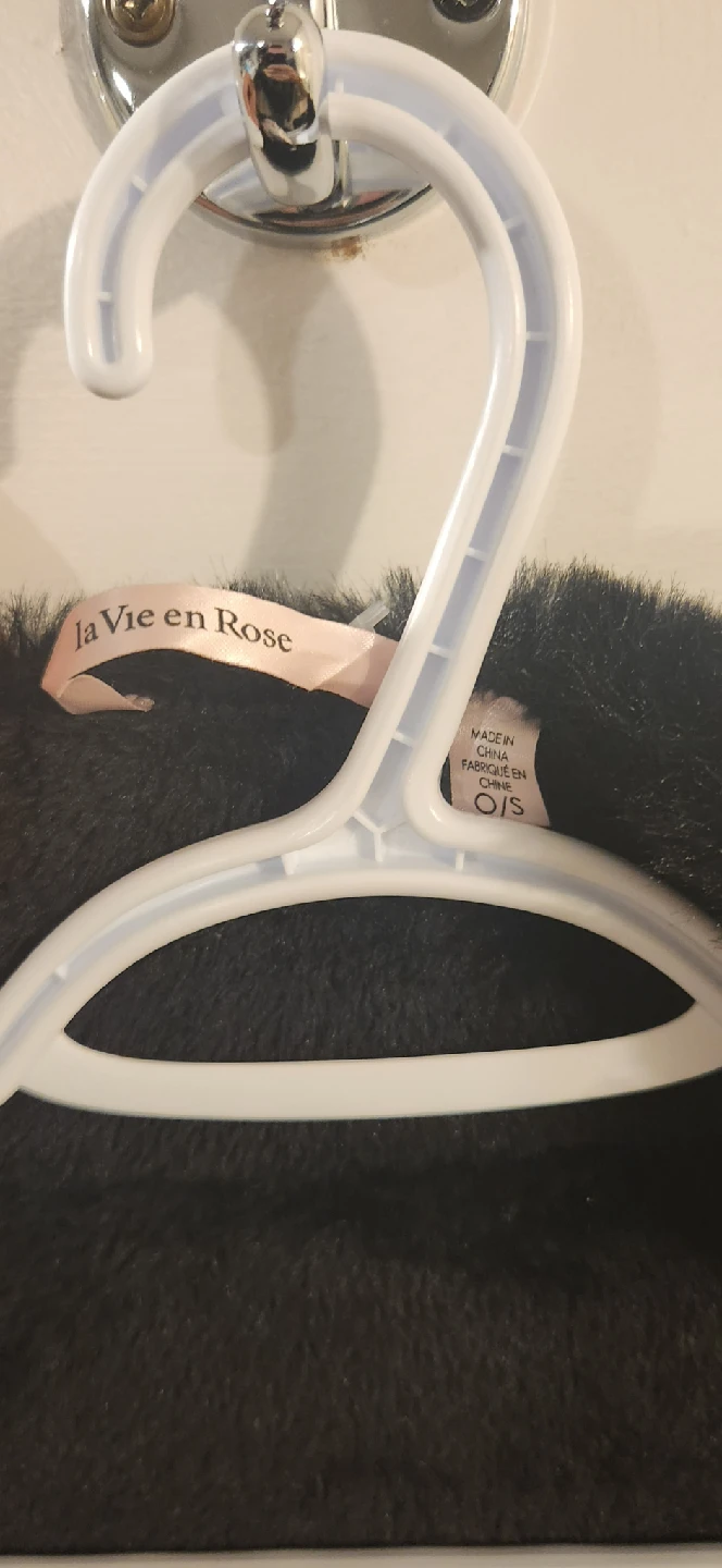 La Vie en Rose Black Faux Fur Poncho O/S
