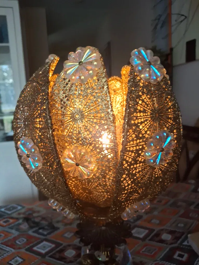 Very Rare Antique -Vintage Lotus Flower Lamp image indicator(9)