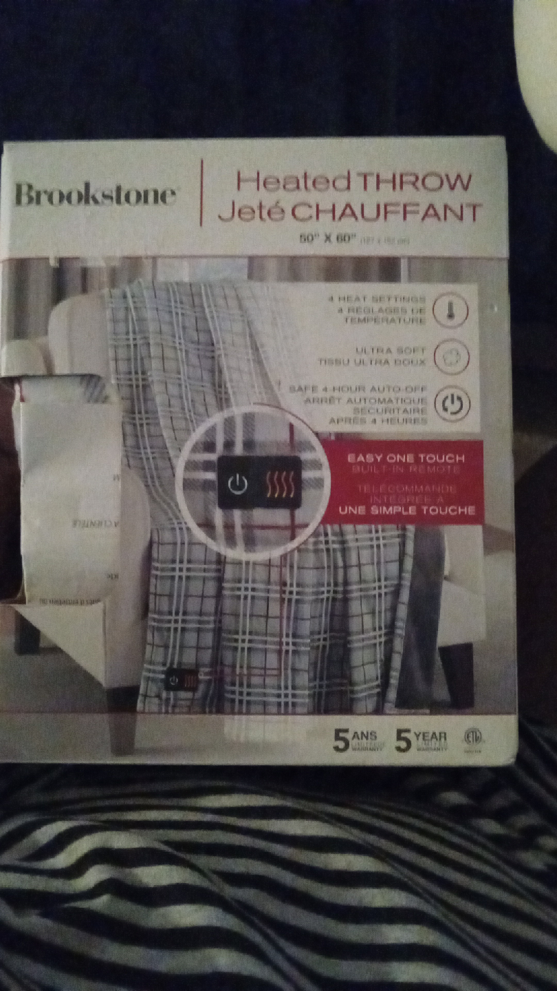 Brookstone Heated Throw Blanket 50" x 60"