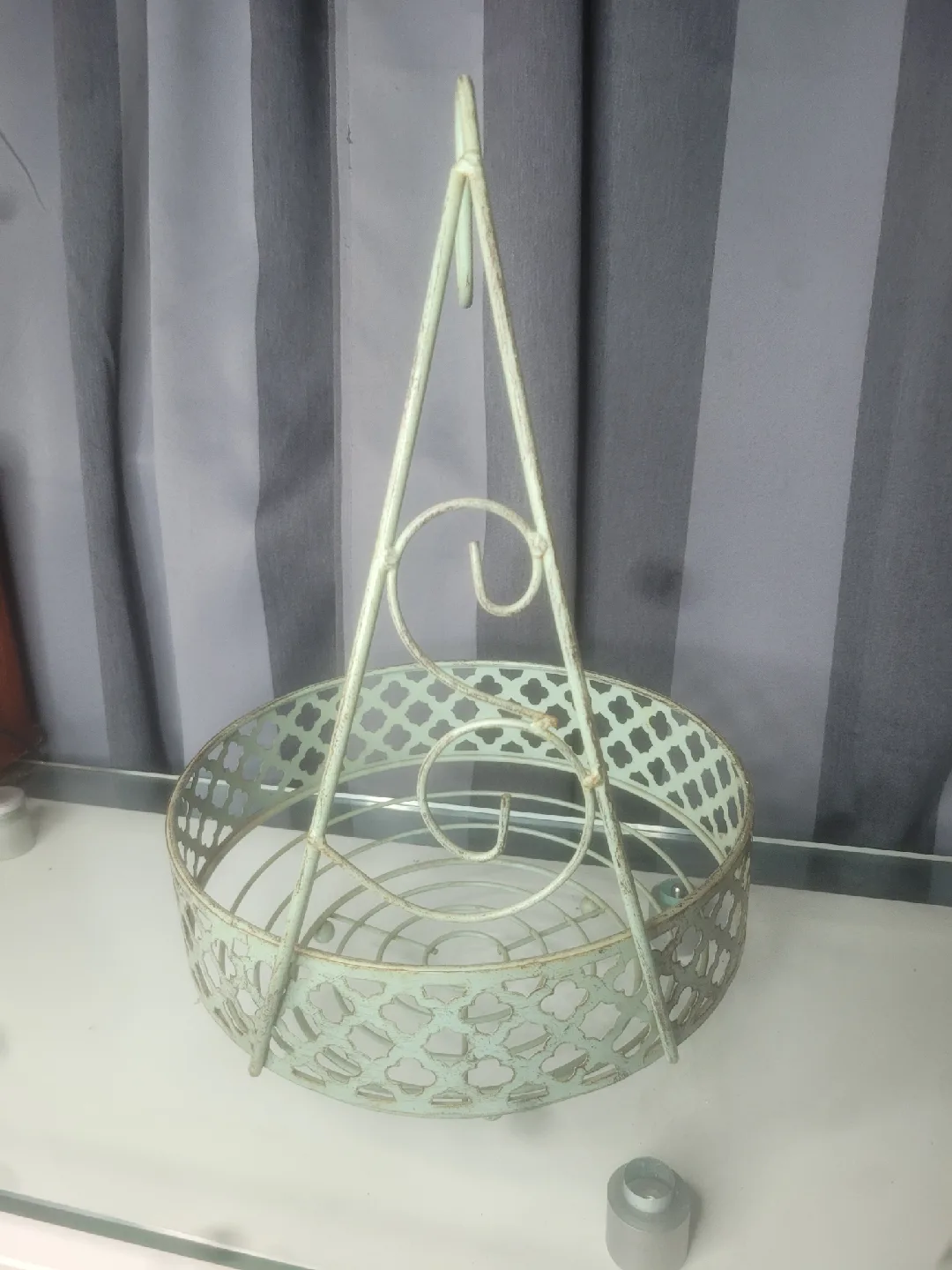 Vintage Metal Fruit Basket with Hanging Hook image indicator(3)
