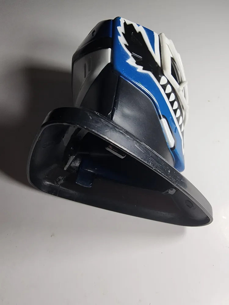 Toronto Maple Leafs Felix Potvin Goalie Mask Figurine image indicator(6)