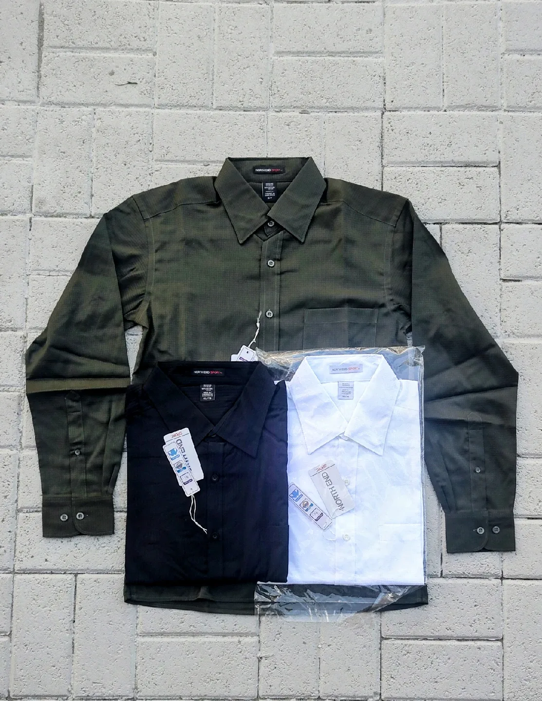 Men's dress shirts are wholesale as quantity of 383 Pcs. image indicator(4)