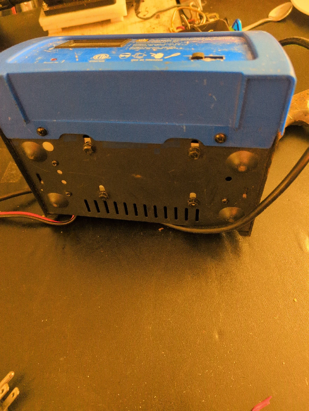 2/6/10A Battery Charger - photo 4