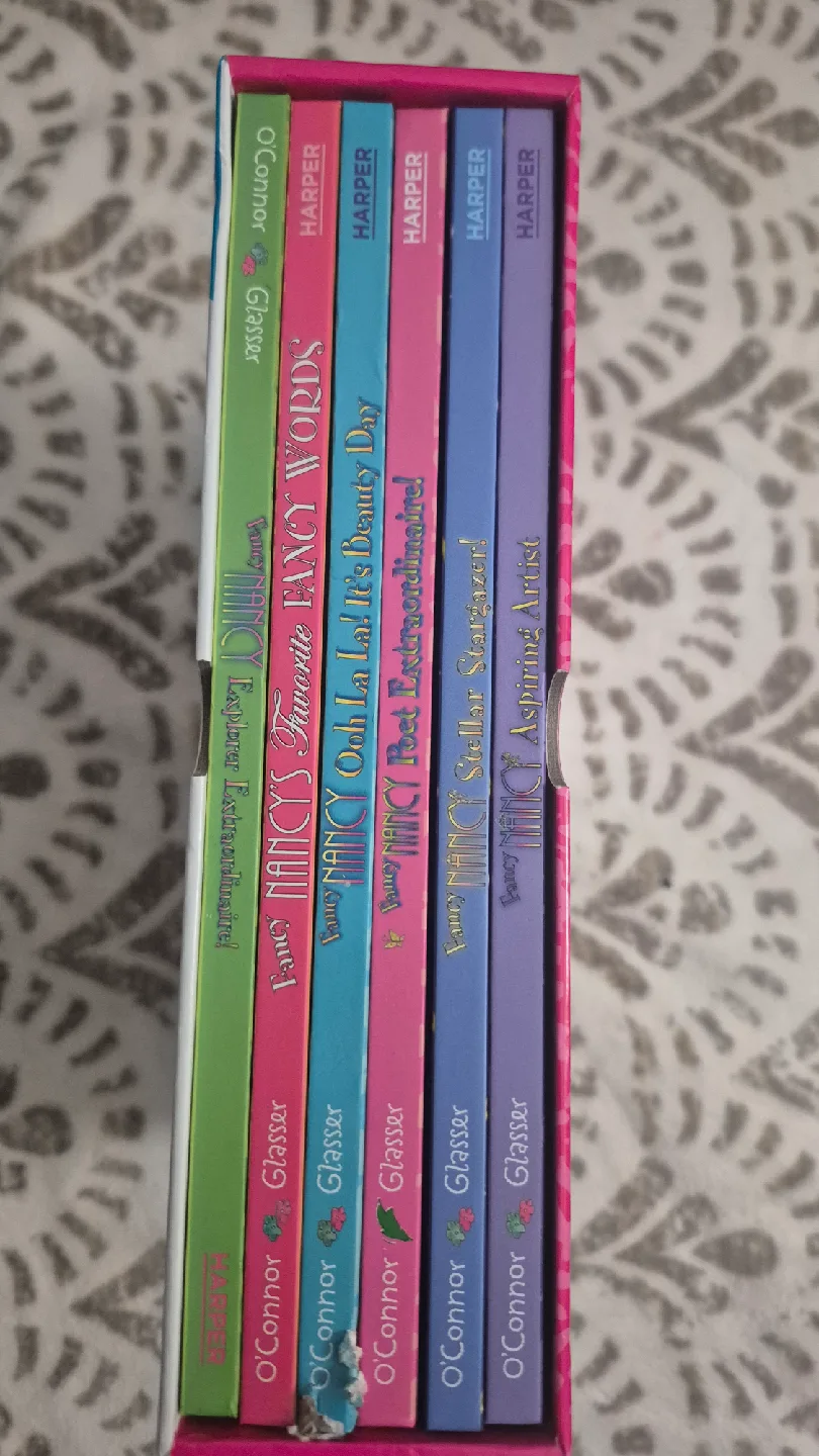 Fancy Nancy Bountiful Box of Books Set image indicator(2)
