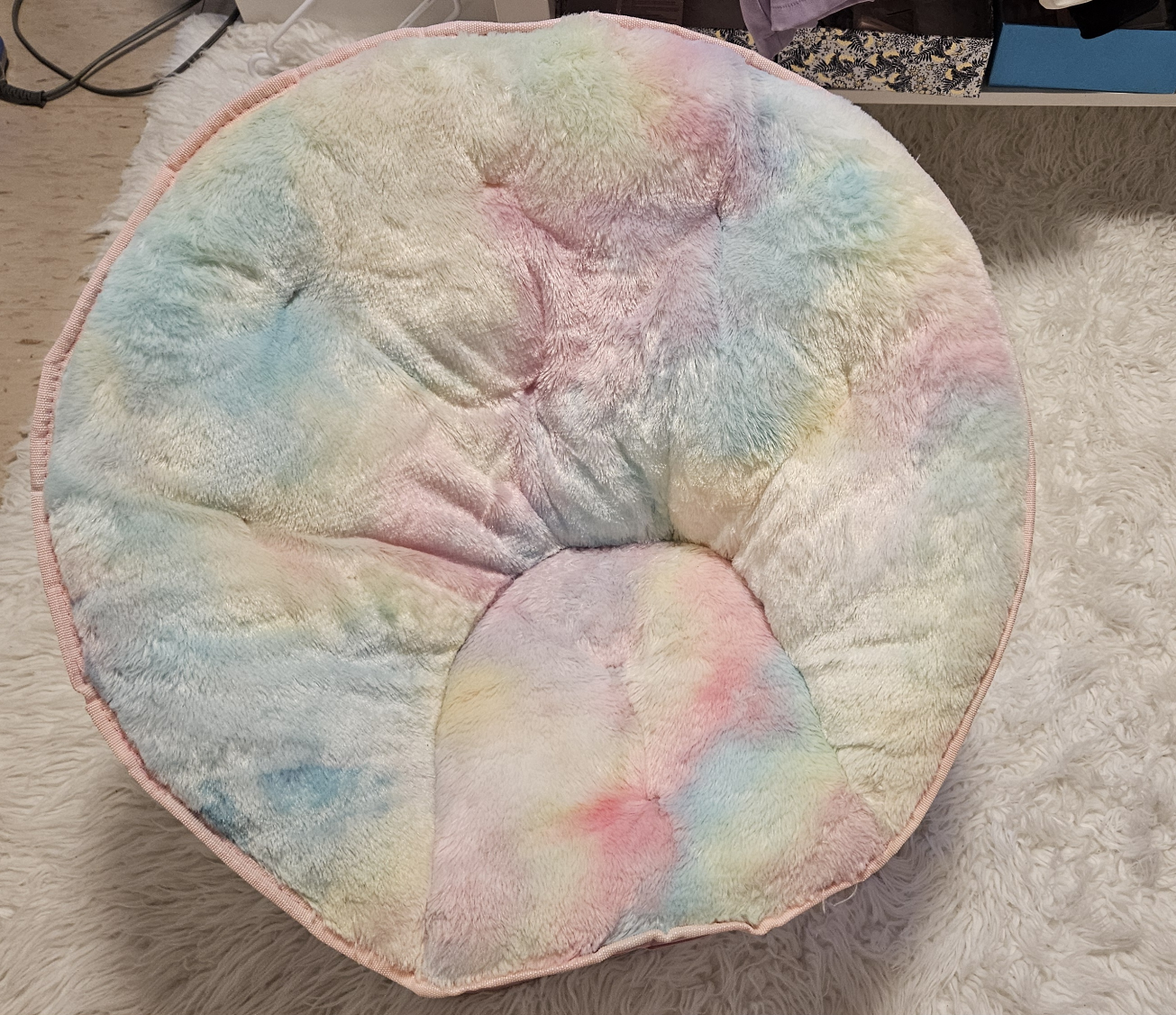 Tie Dye Saucer Chair