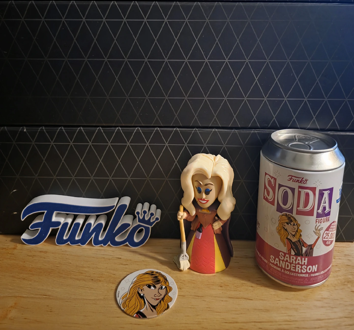 Funko Soda Sarah Sanderson Figure