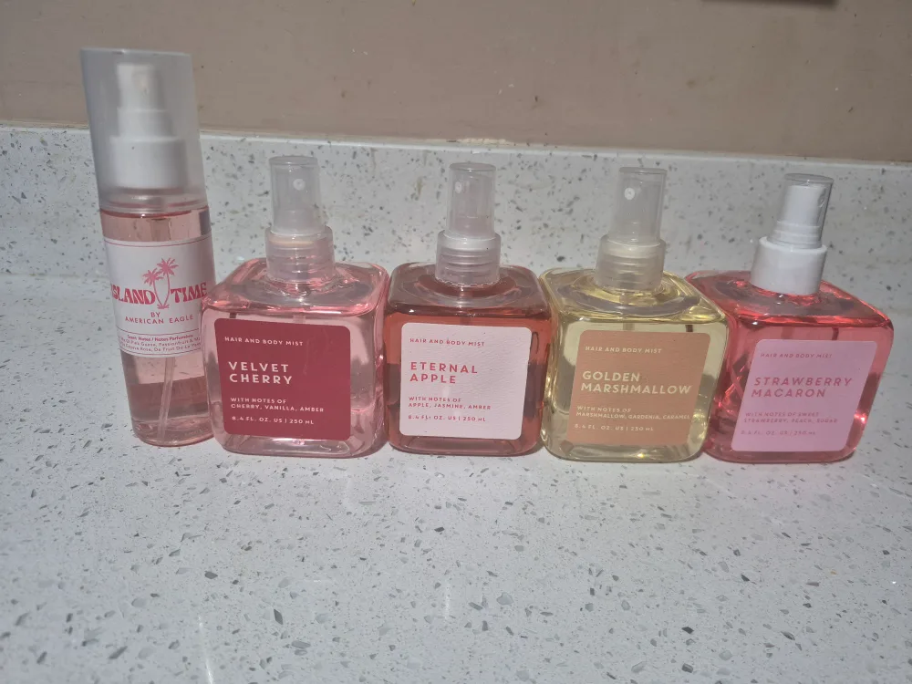 Assorted Perfumes: rue21, American Eagle, Le Monde Gourmand image indicator(7)