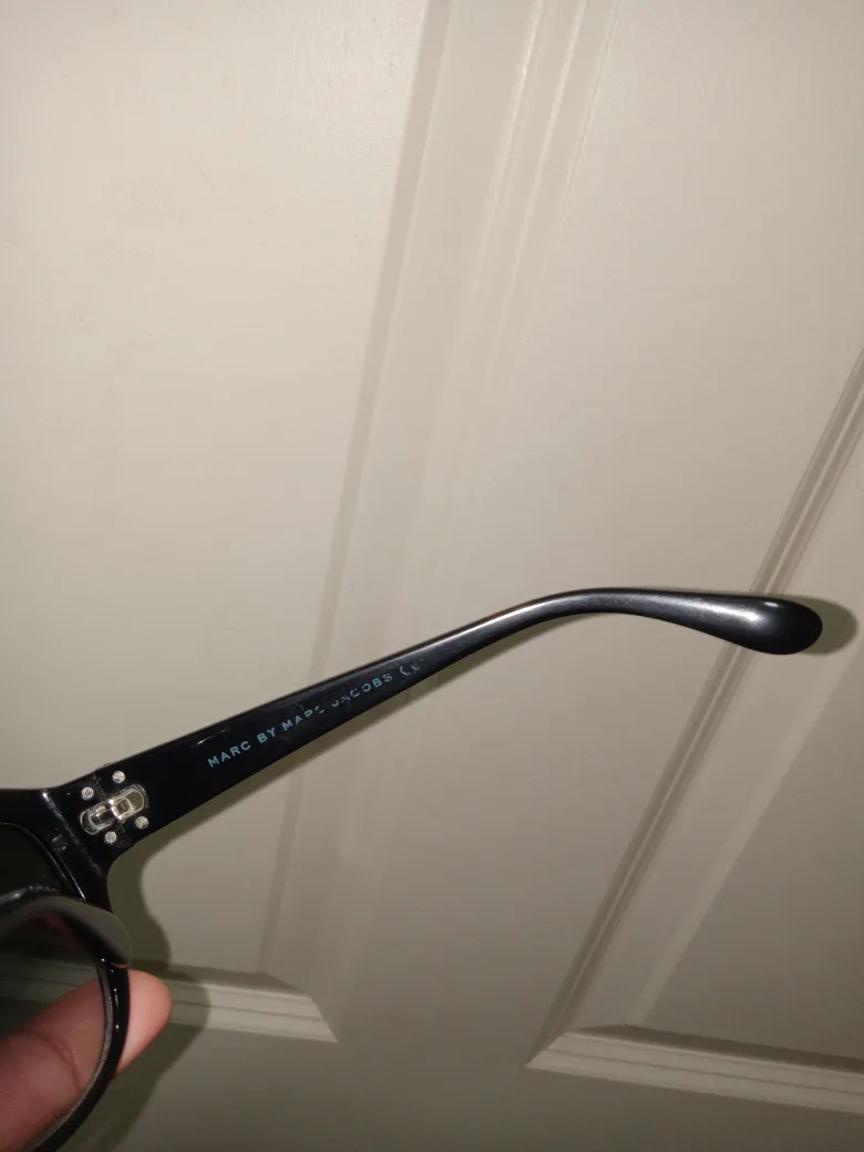 Marc by Marc Jacobs Black Sunglasses image indicator(4)