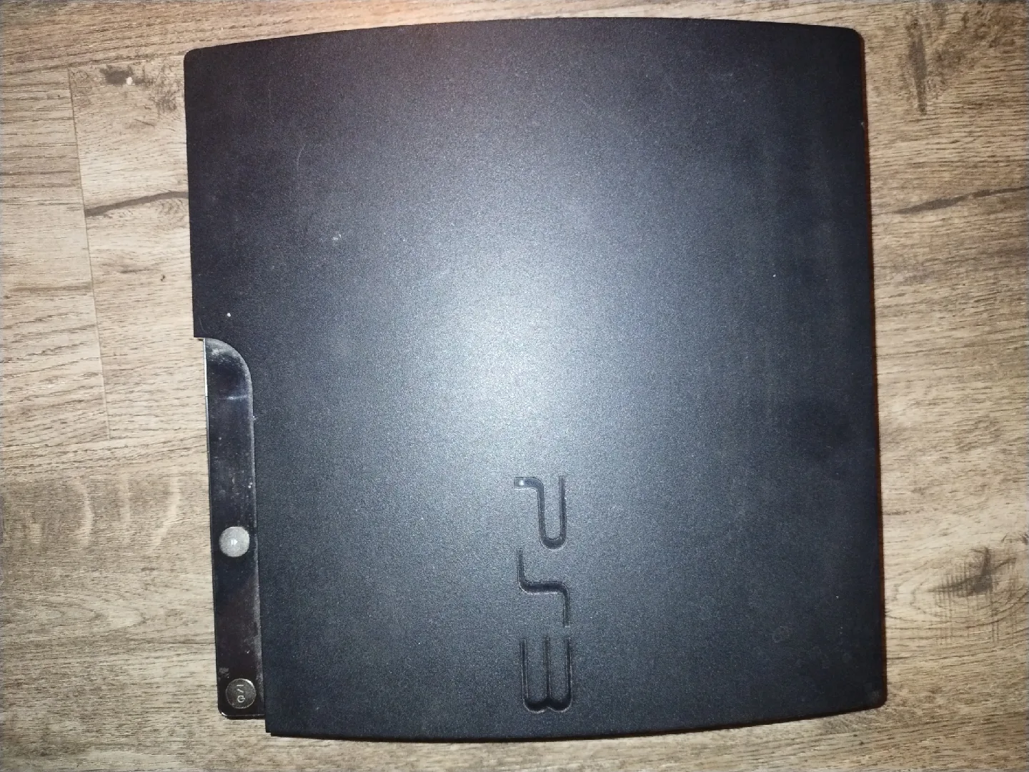 PlayStation 3 games/ ps3 console with no cords and 1 remote image indicator(2)