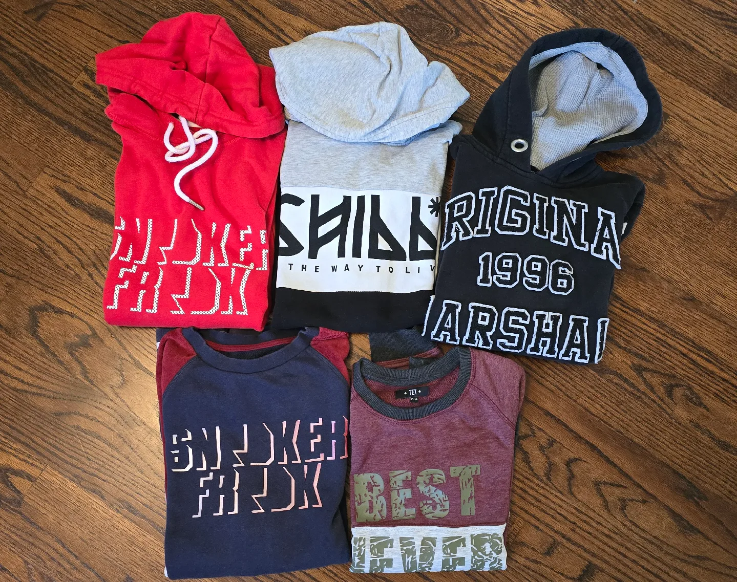 5 Hoodies & Sweatshirts Youth 14Y