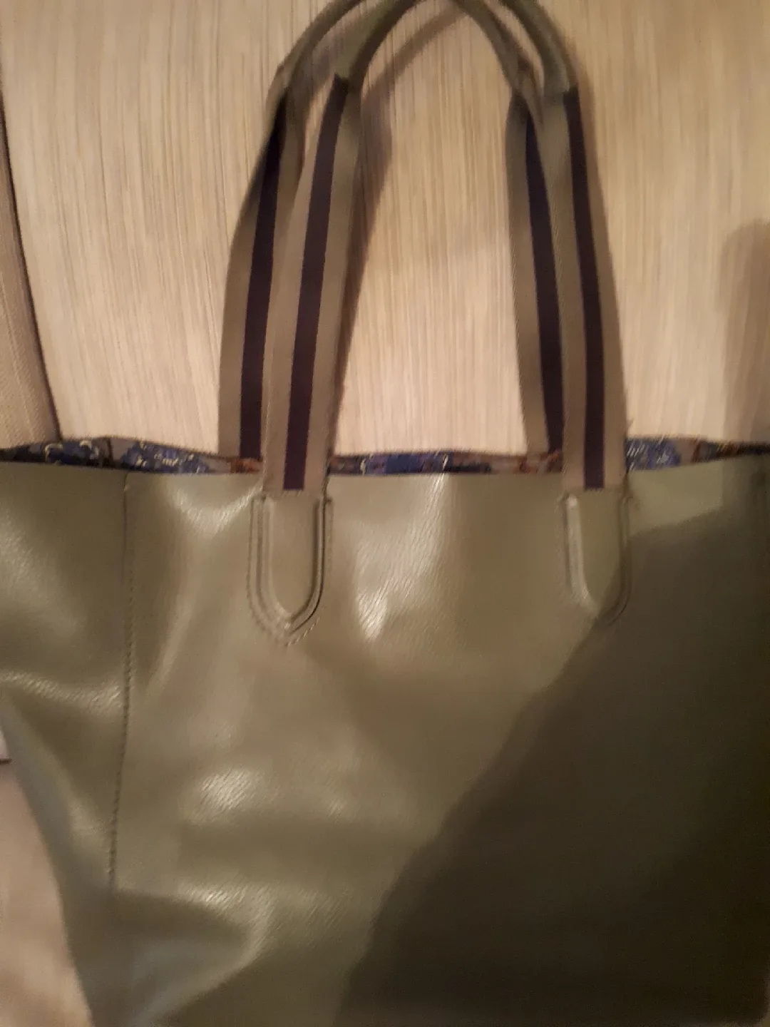 Coach Olive Green Tote Bag image indicator(2)