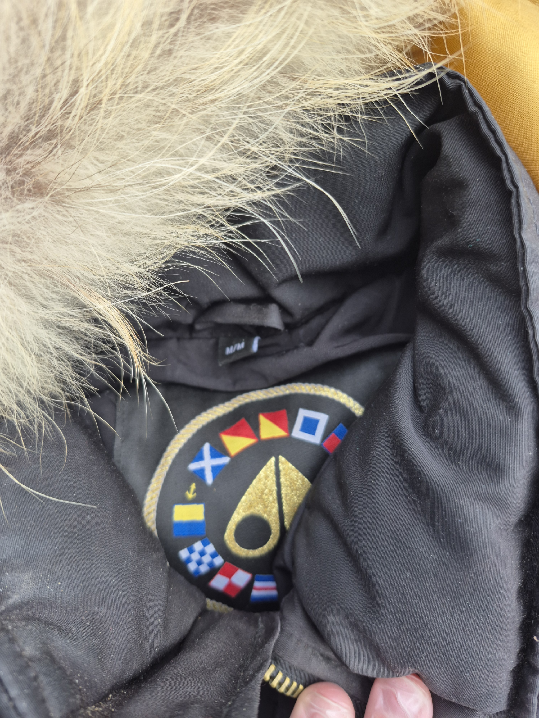 Moose Knuckles Down Parka - Size M - photo 3