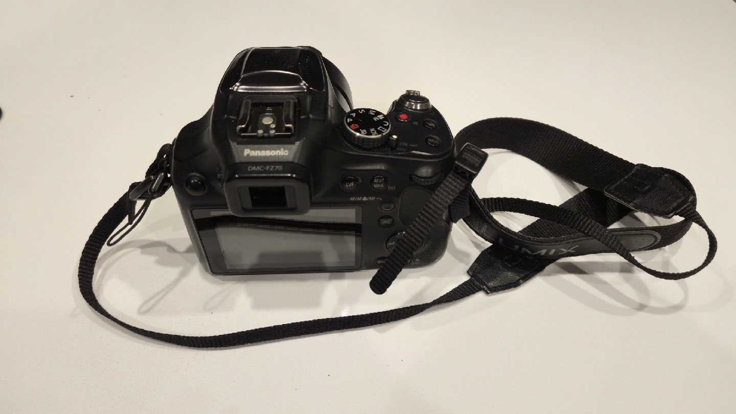 Panasonic Lumix DMC-FZ70 Digital Camera - photo 5