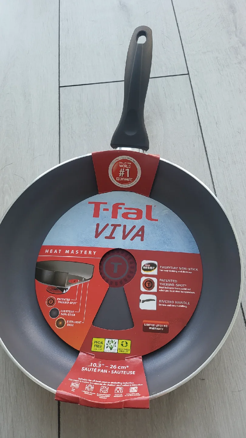 T-fal Viva 10.3" (26cm) Fry Pan - New! image indicator(7)