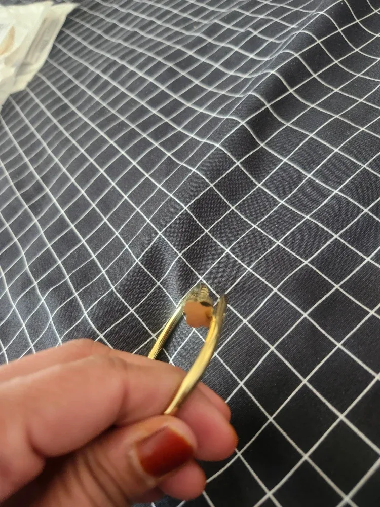 ✨ Fashion Gold Four-Leaf Clover Nail Bracelet – $7 ✨ image indicator(3)