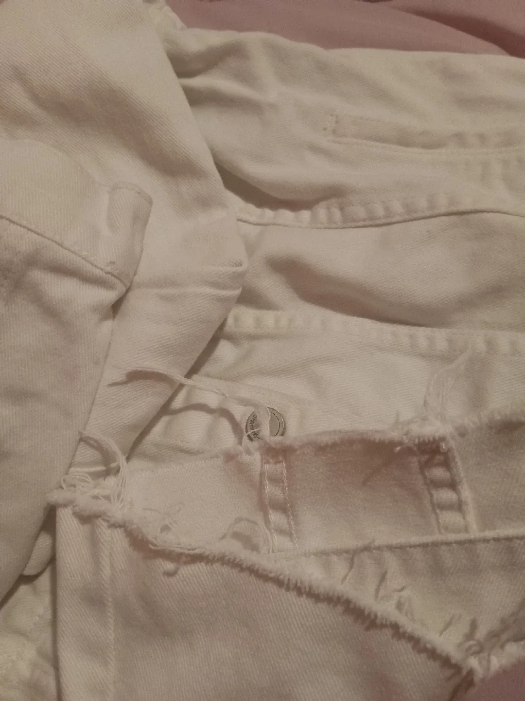 [BLANKNYC] White Denim Jacket - Size XL image indicator(4)