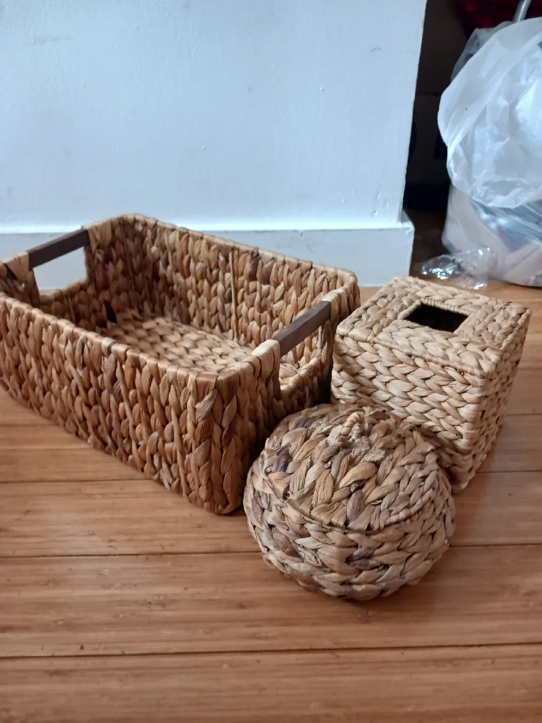 Rustic 3-Piece Wovel Basket Set - Minimalist Storage & Decor image indicator(5)