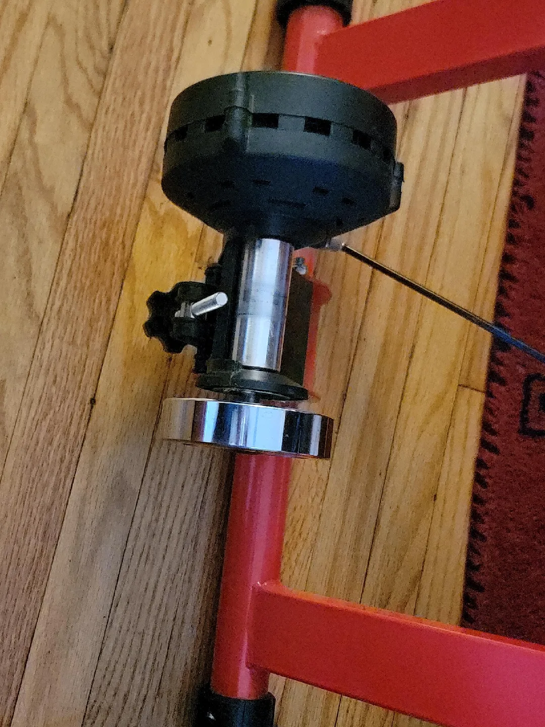 CycleOps Fluid2 Bike Trainer - Red image indicator(3)