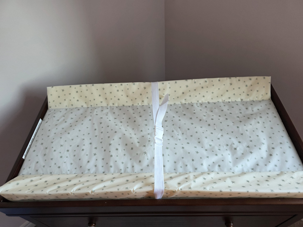 Changing Table Pad with Star Pattern