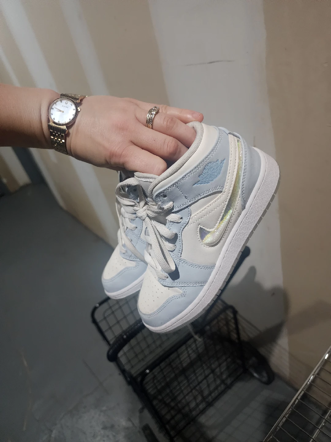 Nike Air Jordan 1 Mid Ice Blue