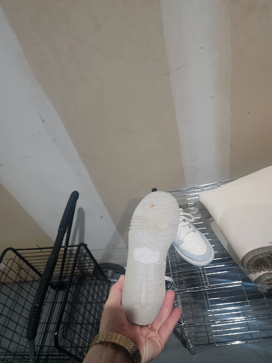 Nike Air Jordan 1 Mid Ice Blue image indicator(2)