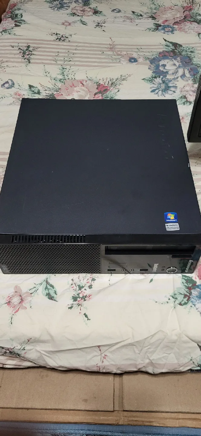 Lenovo ThinkCentre S Desktop PC & ViewSonic Monitor image indicator(3)