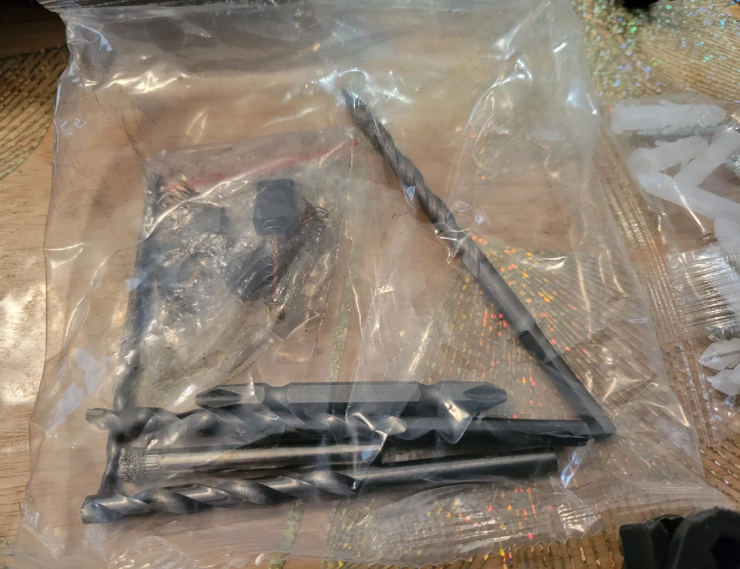 NEW Impact Drill with some accesories image indicator(3)