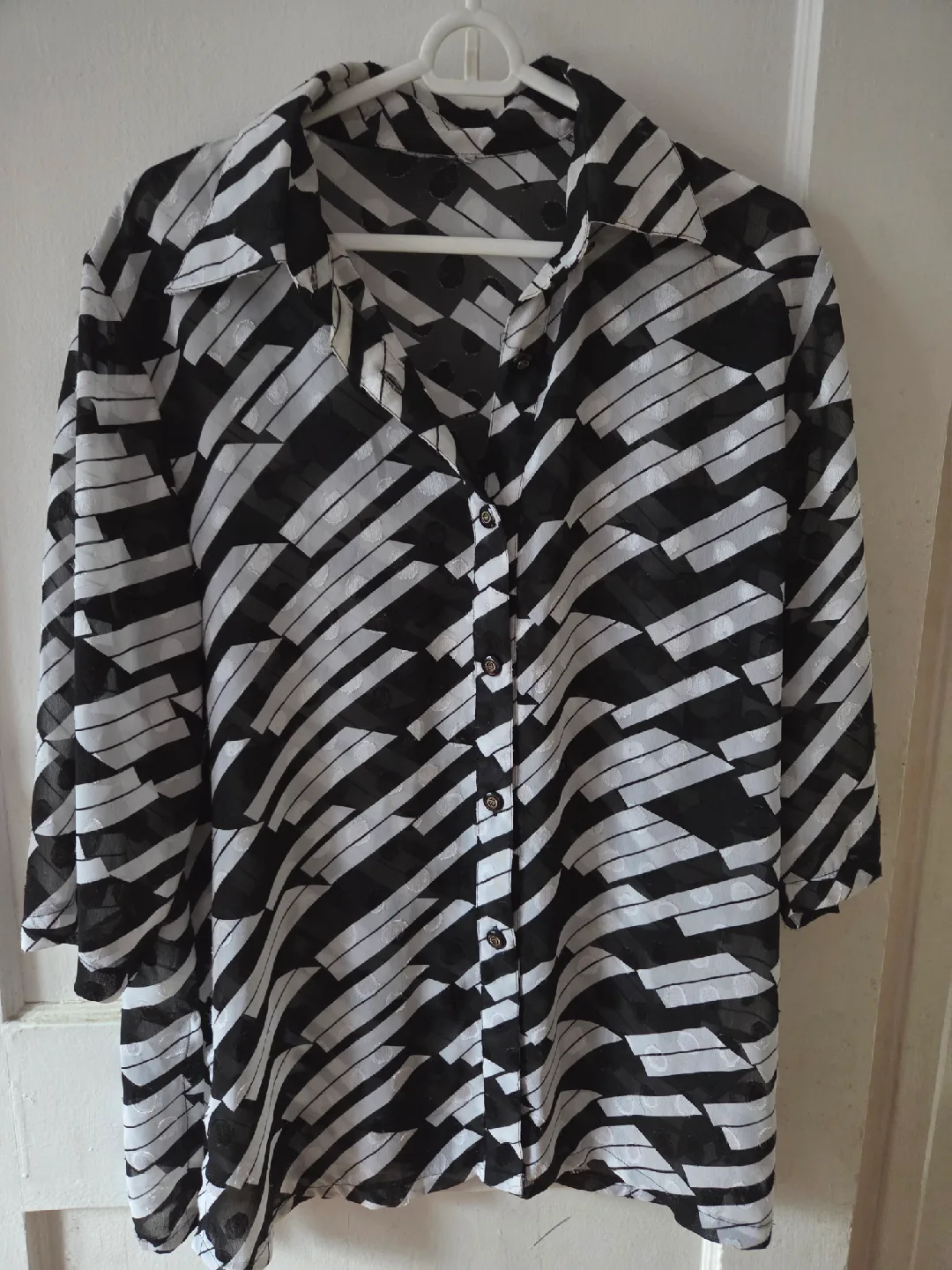 Black and White Patterned Blouse thumbnail