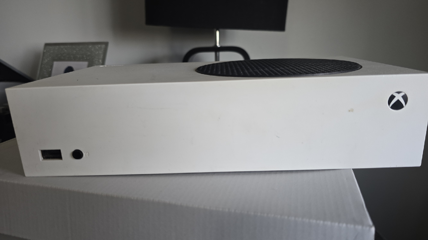 Xbox Series S Console - photo 2