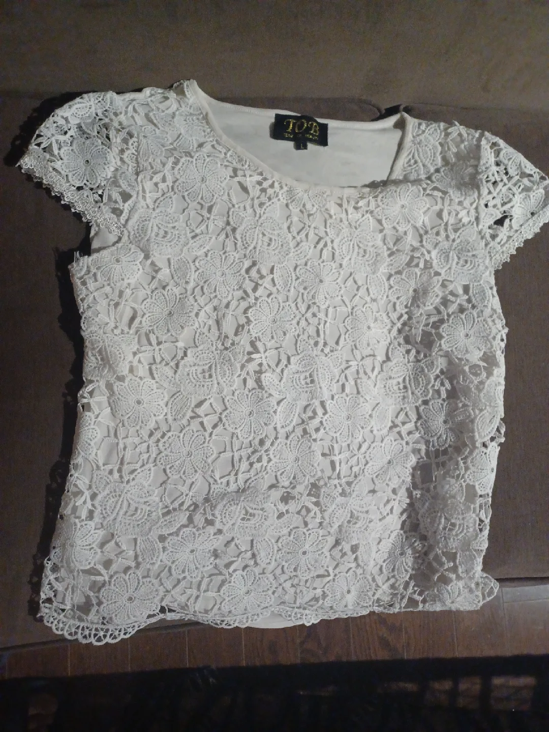 TOB White Lace Top - Size L thumbnail