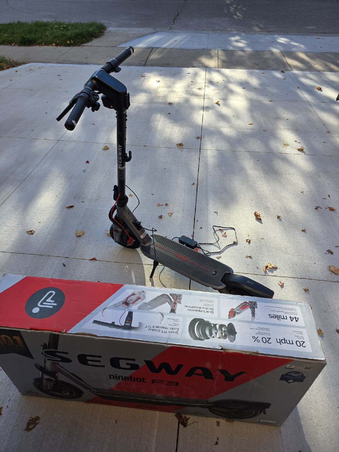 New Segway Ninebot F3 Electric Kick Scooter - photo 2