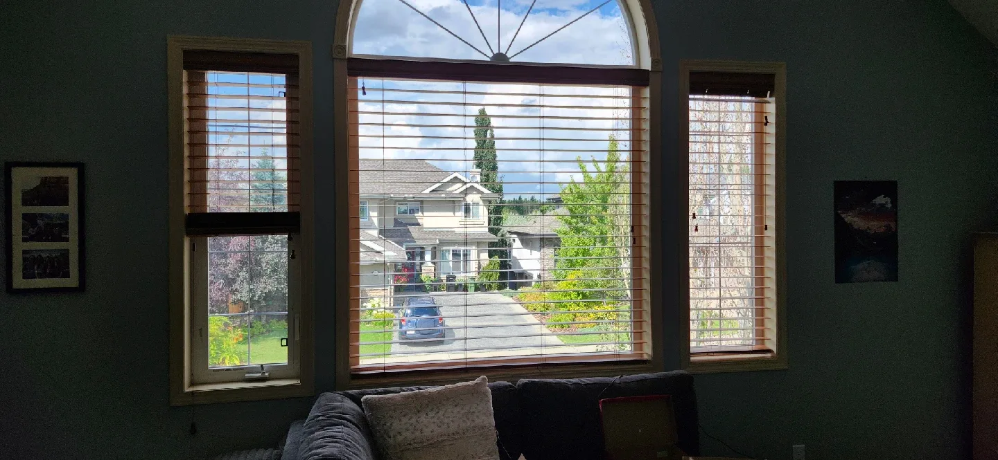 Wood Venetian Blinds image indicator(3)