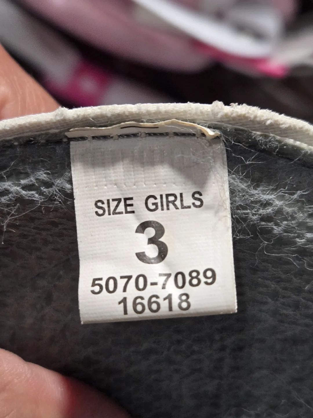 Cascade Lake Placid Girls Size 3 Ice Skates image indicator(5)