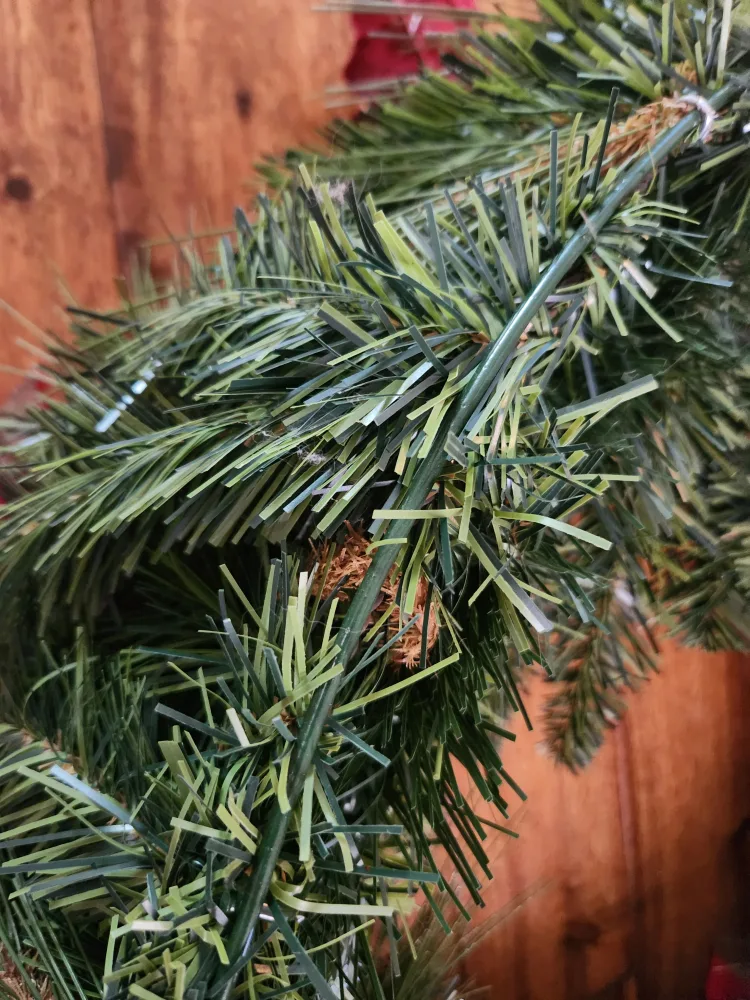 Christmas Wreath with Pinecones & Red Poinsettias image indicator(9)