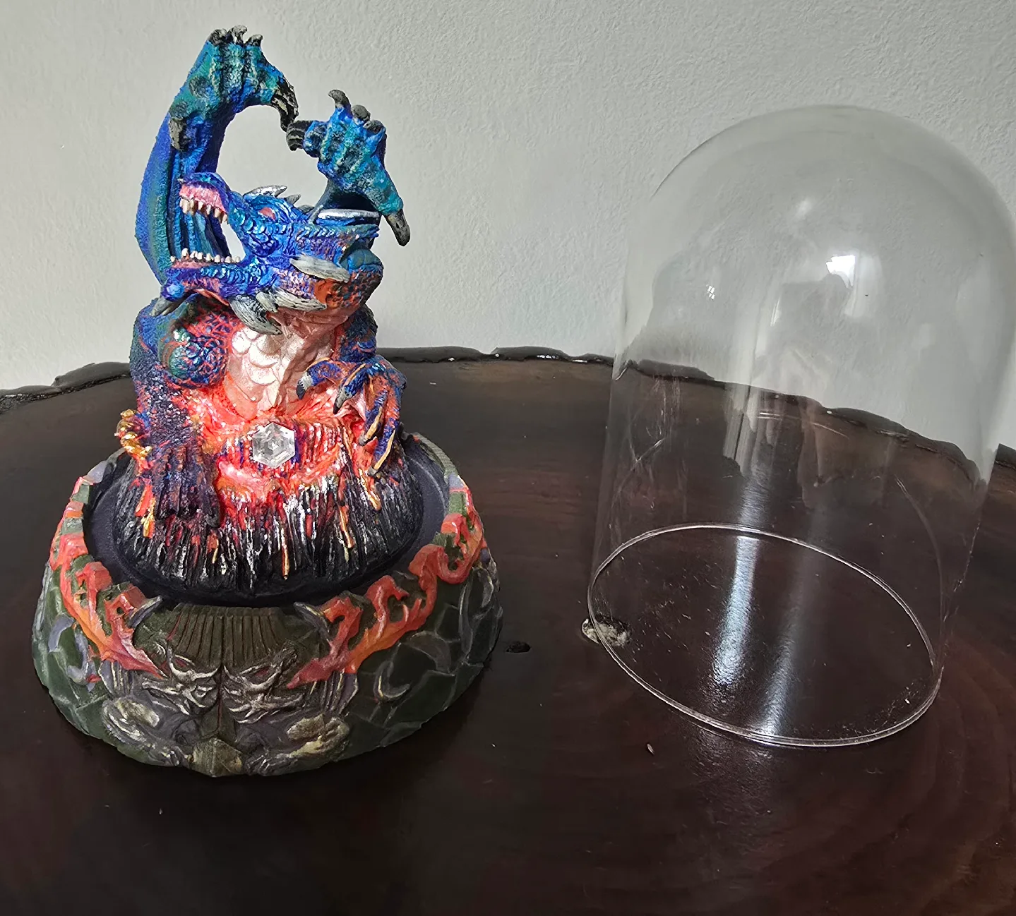 Dragon Figurine with Glass Dome image indicator(8)