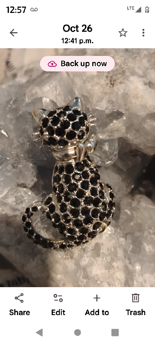Vintage Cat Brooch - Black & Silver thumbnail