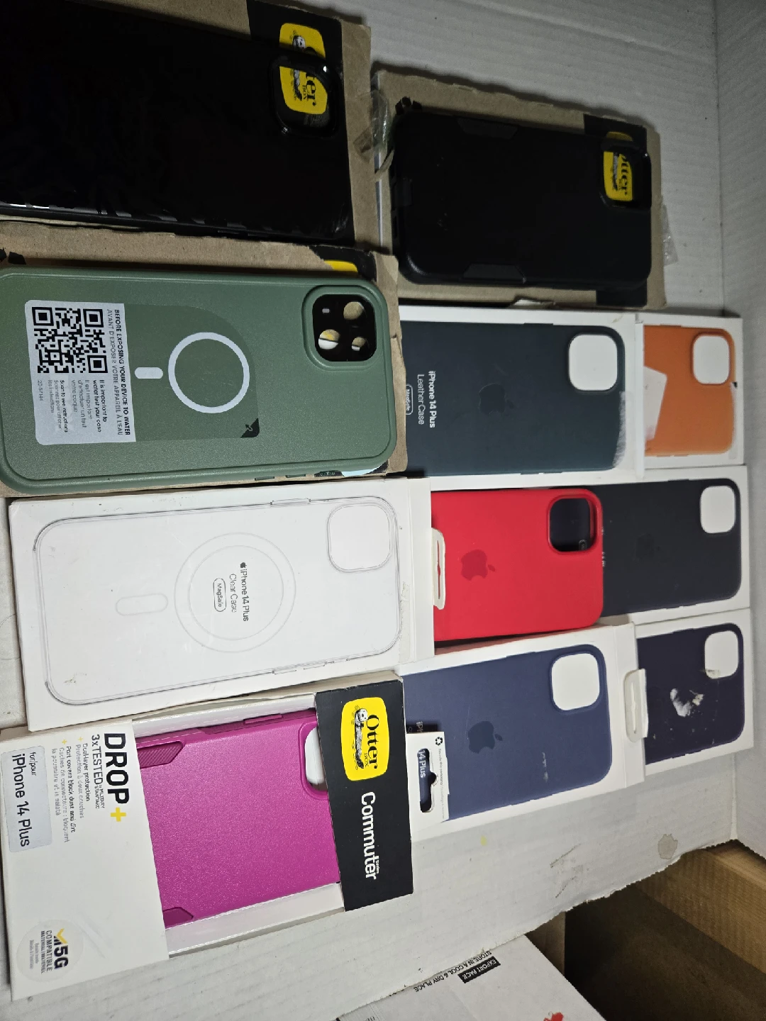 iPhone 14 Plus Otterbox Lifeproof Origin Apple Cases - MagSafe