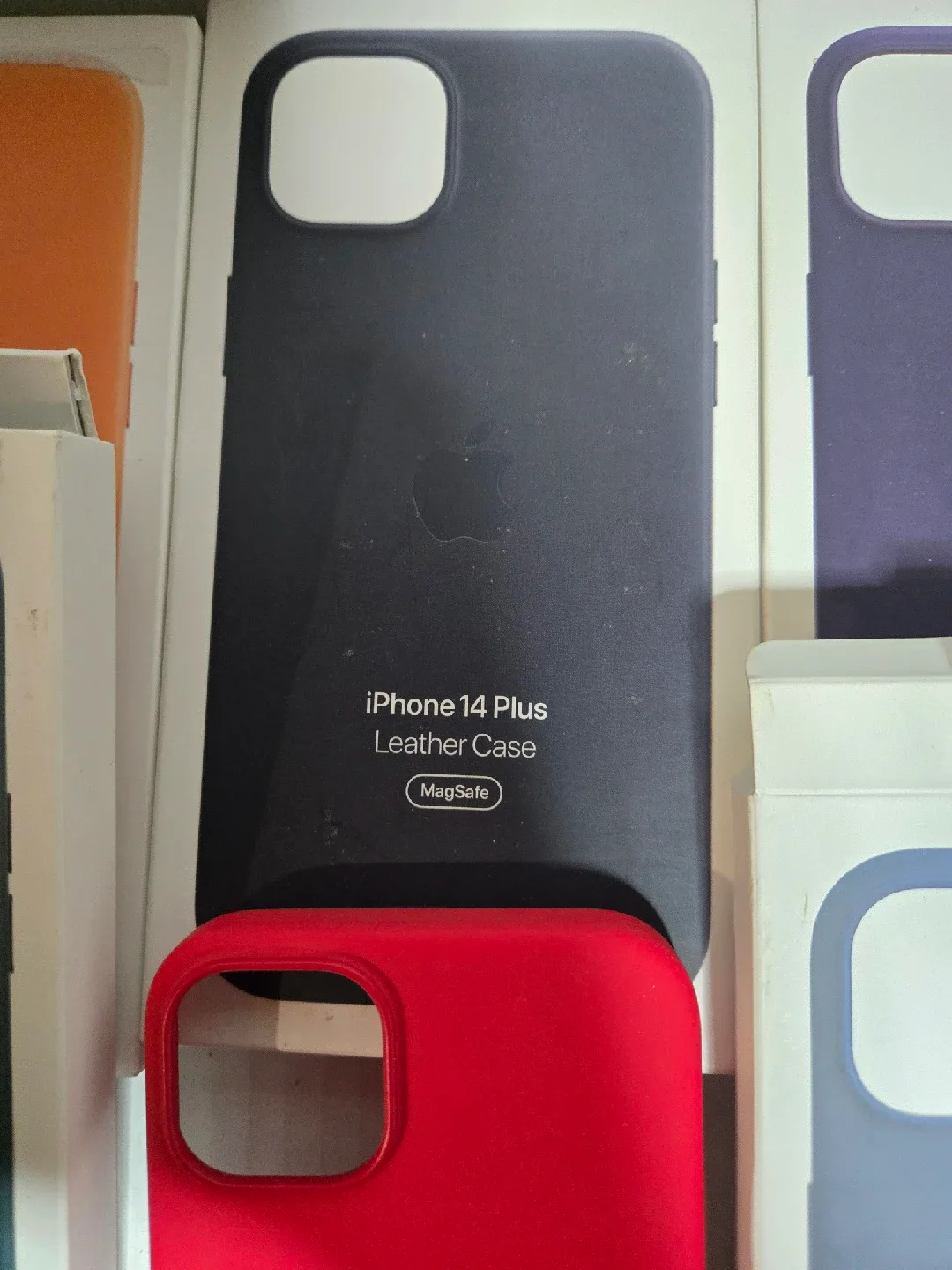 iPhone 14 Plus Otterbox Lifeproof Origin Apple Cases - MagSafe image indicator(4)