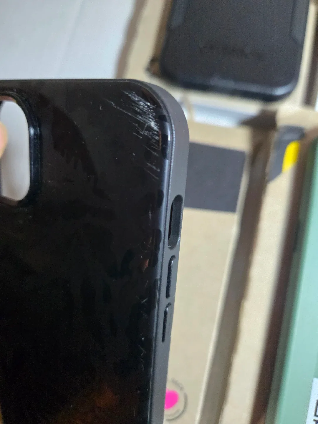 iPhone 14 Plus Otterbox Lifeproof Origin Apple Cases - MagSafe image indicator(7)