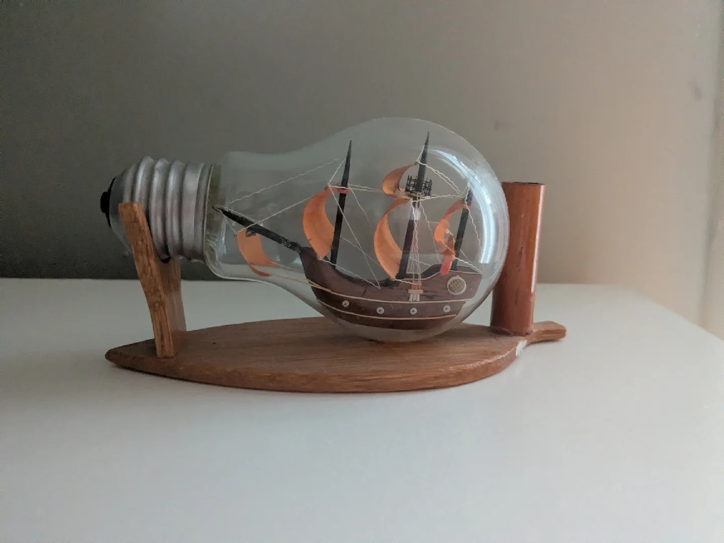 Ship in a Lightbulb Decoration image indicator(6)