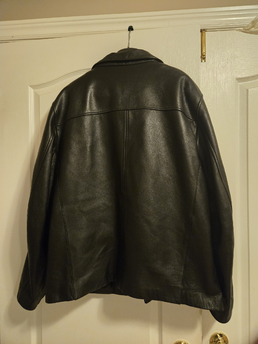 Danier Leather Jacket - Size 2XL - photo 2