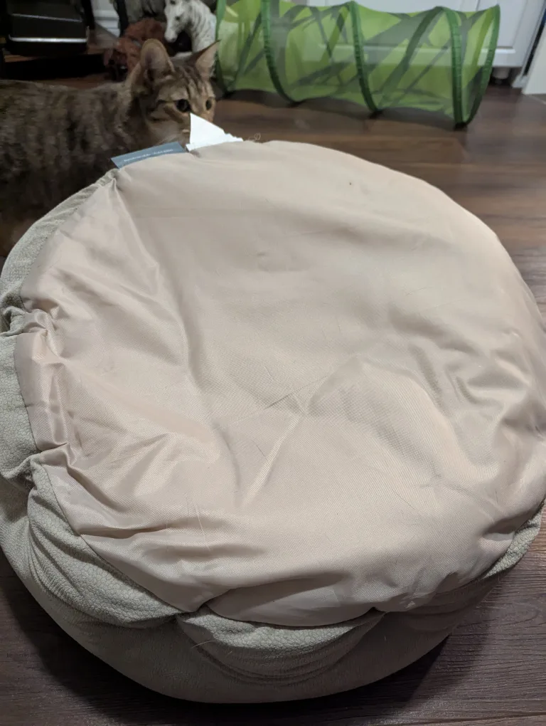 Round Pet Bed - Comfy & Cozy image indicator(3)