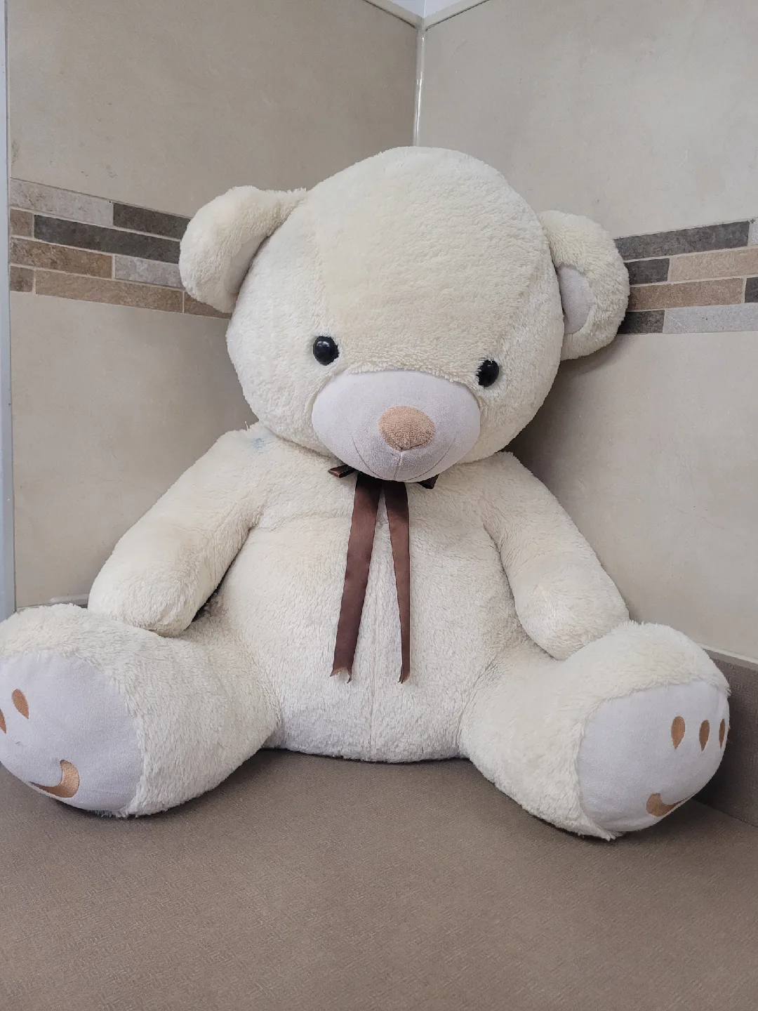 Large White Teddy Bear🥕 Freecycle thumbnail