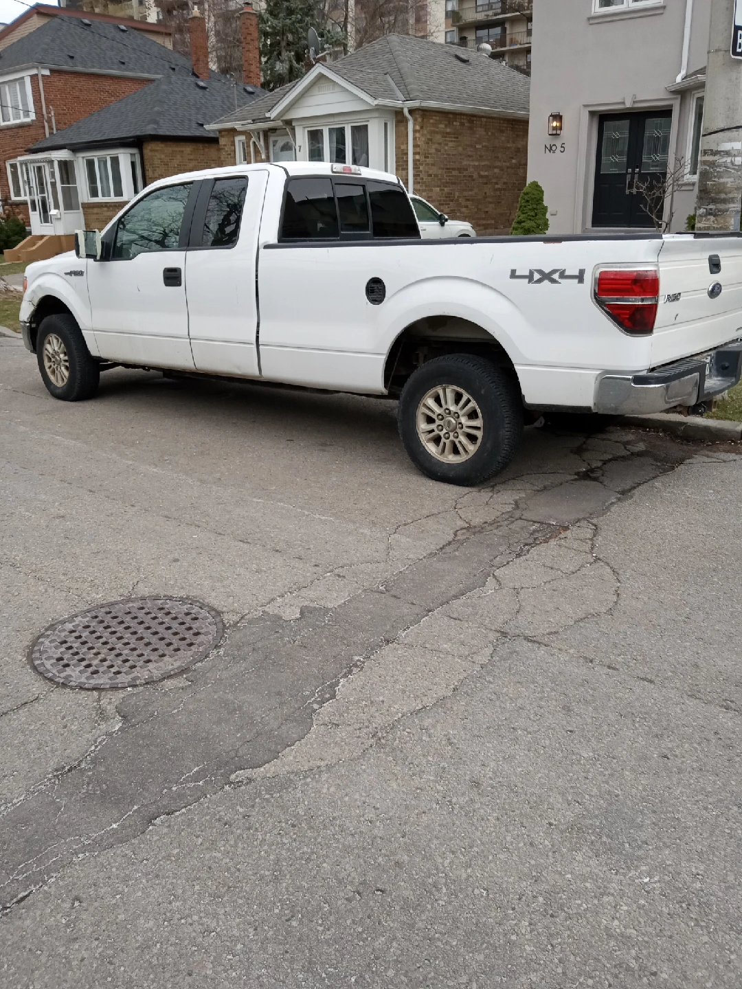 Ford F-150 White Truck