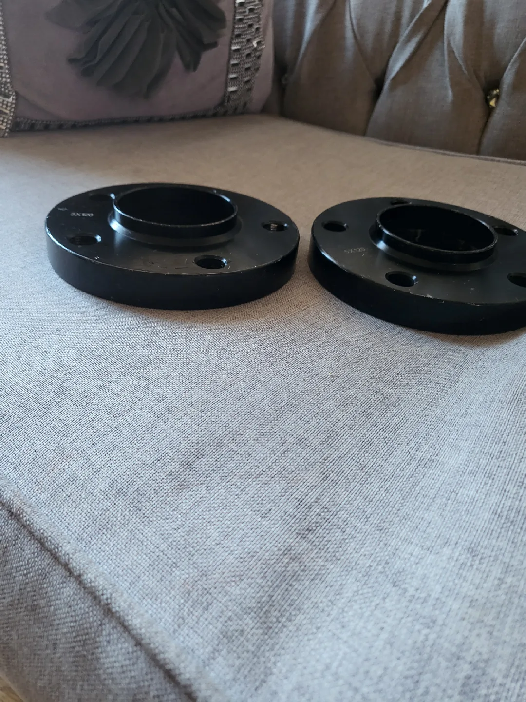 Pair of Black Wheel Spacers 5x120 image indicator(2)